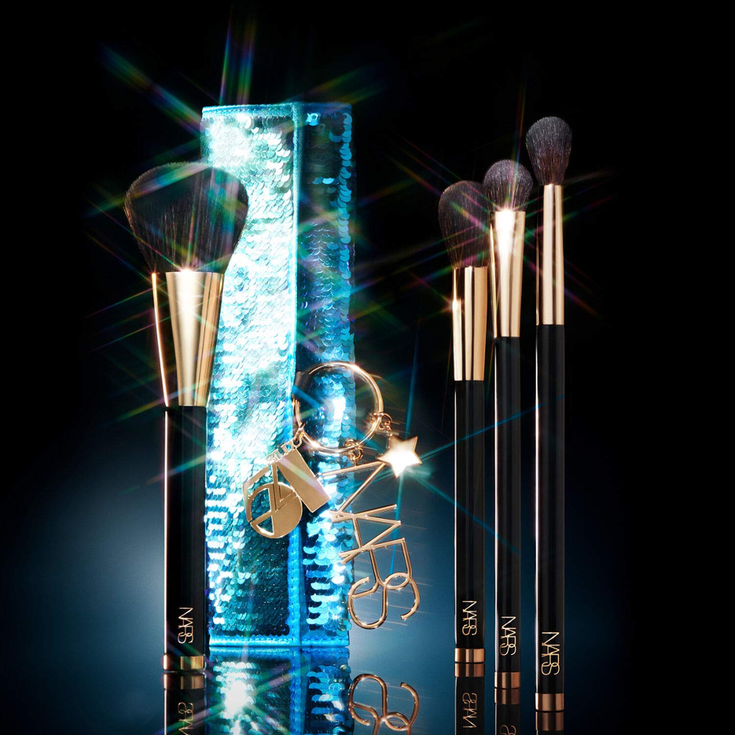 NARS スタジオ54ブラシセット NARS Studio 54 Makeup 4 Brush Set Limited Edition : Amazon.in: Beauty