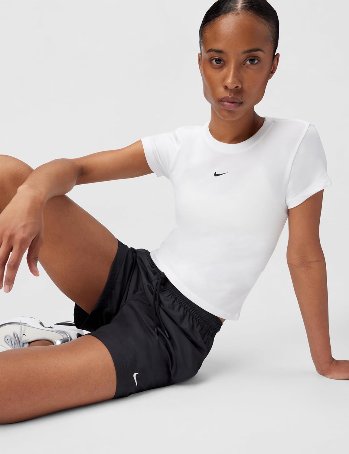 Nike Women's Sportswear Classic Wovens Mid-Rise Shorts