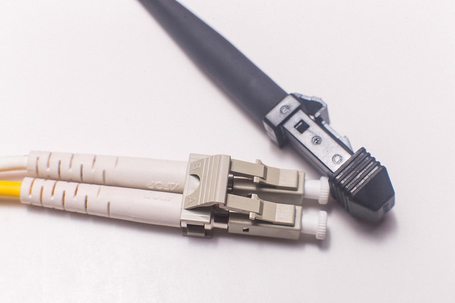 FCD ST-ST OM4 Fiber Patch Cable - 10Gb Duplex 50/125µm Multimode Corning Glass | 40M (131.23ft) | Bulk Networking, Data Centers, Telecom, Enterprise Applications | Length Options: 0.5M-300M