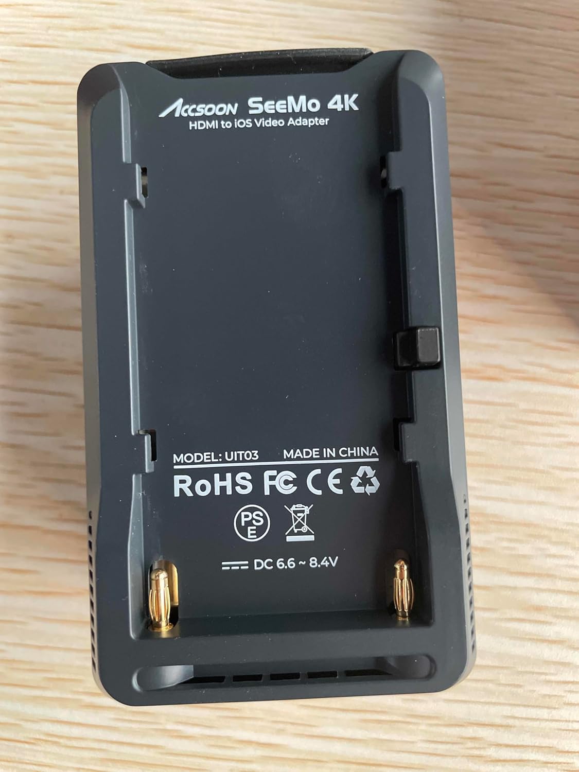 Accsoon SeeMo 4K product box with specifications