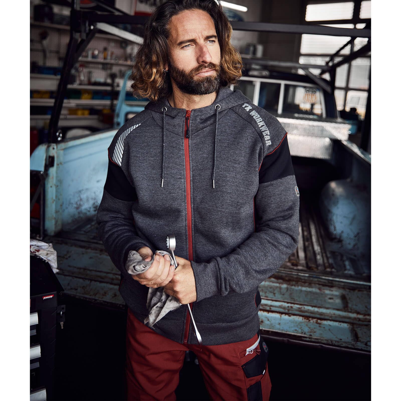 Terrax Workwear Herren Arbeitshose mit Knietaschen - Bundhose mit vielen Taschen und reflektierenden Details