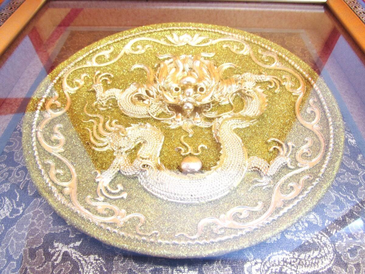 Amazon.co.jp: 保管品 中国無形文化財 黄金 漆線彫 蔡作 伝統工芸 国賓