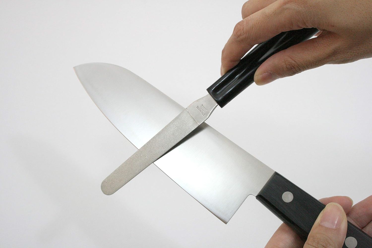 Scissor Sharpener, Blade Sharpener for Garden Tools, Knife Sharpener for All Types of Knives, Diamond Knife sharpener, Seki Japan