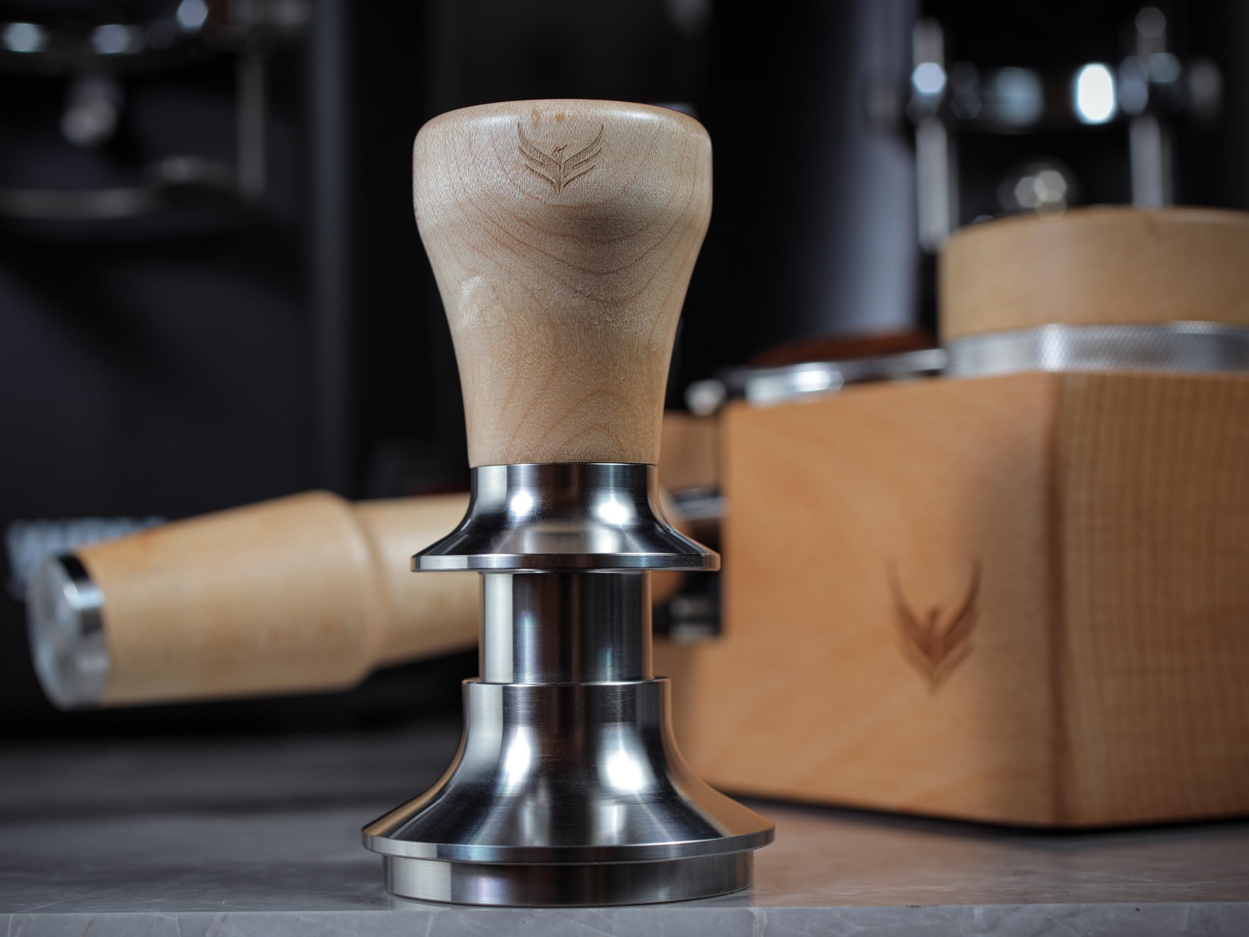 58mm Barista Set Ahorn & Buche für Gaggia – Bodenloser Siebträger, Kalibrierter Tamper, Kaffee-Verteiler, Tamperstation & Dosierring mit Puck Screen Für Gaggia Classic, Classic Pro & E24