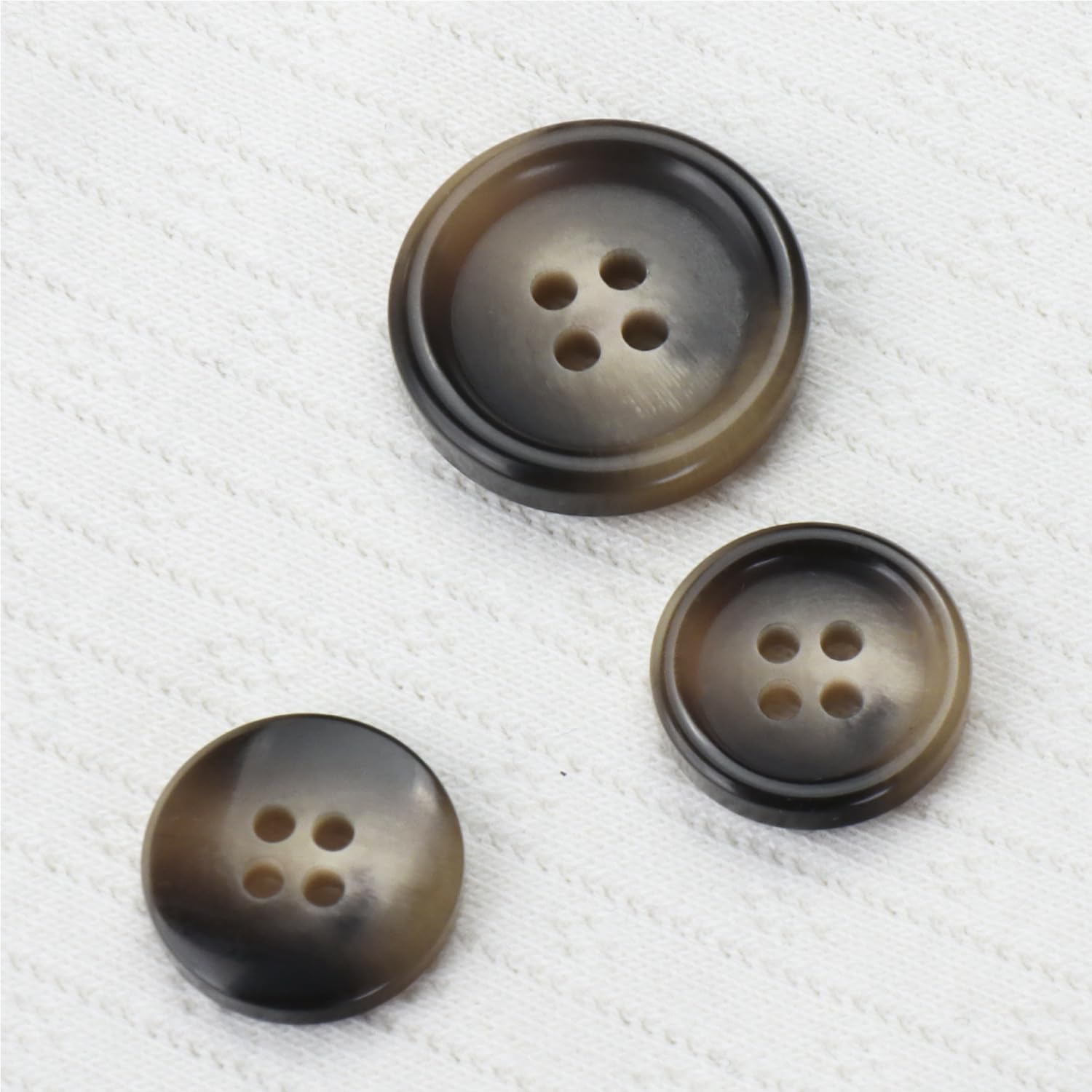 LTWHOME INOTIONSTYLE Oeko-TEX® Standard 100 Buttons Set 15/20mm 4-Hole Buttons for Women's Suit Light Brown 30 Pcs IDD05232K