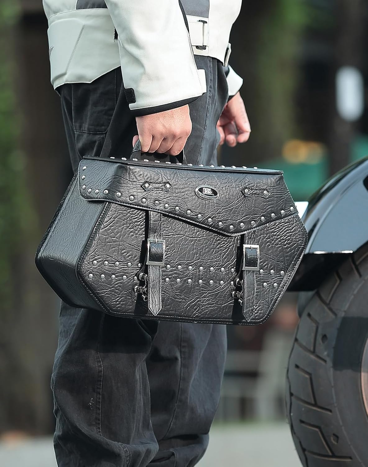 KEMIMOTO Rivet Motorcycle Saddlebags 26L with Quick-Release Mounts PU Leather Saddle Bags Easy Remove & Detachable Carry Handles Compatible with Softail Dyna Low Rider