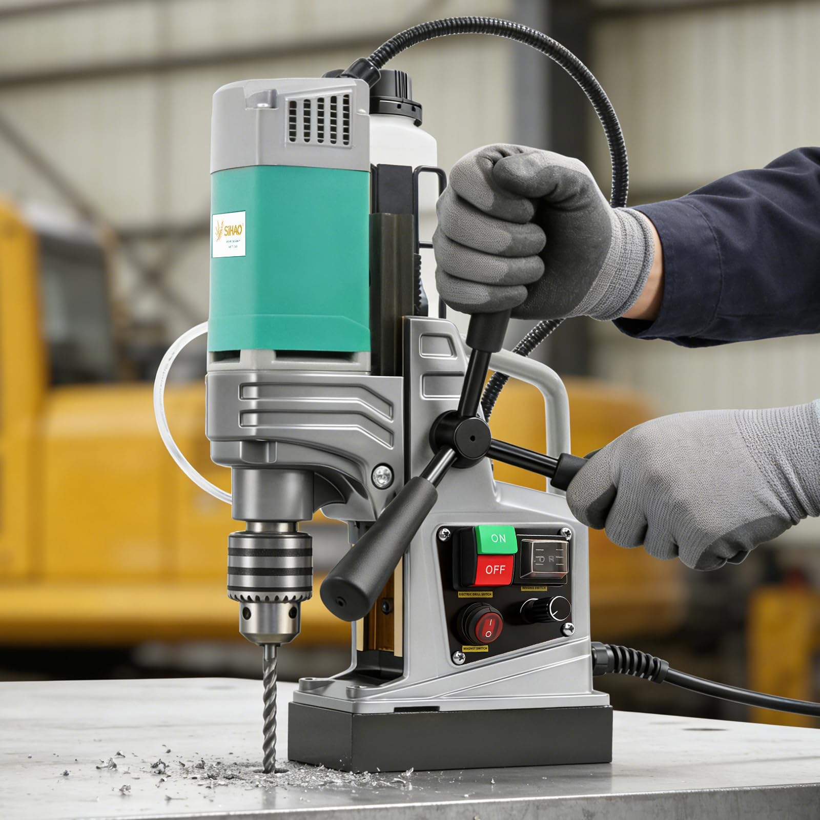 Ponceuse magnétique, 1550W Perceuse à Colonne Portable, 50mm&820 tr/min&10 vitesses, machine à percer électrique pour métallique (50mm/1450W)