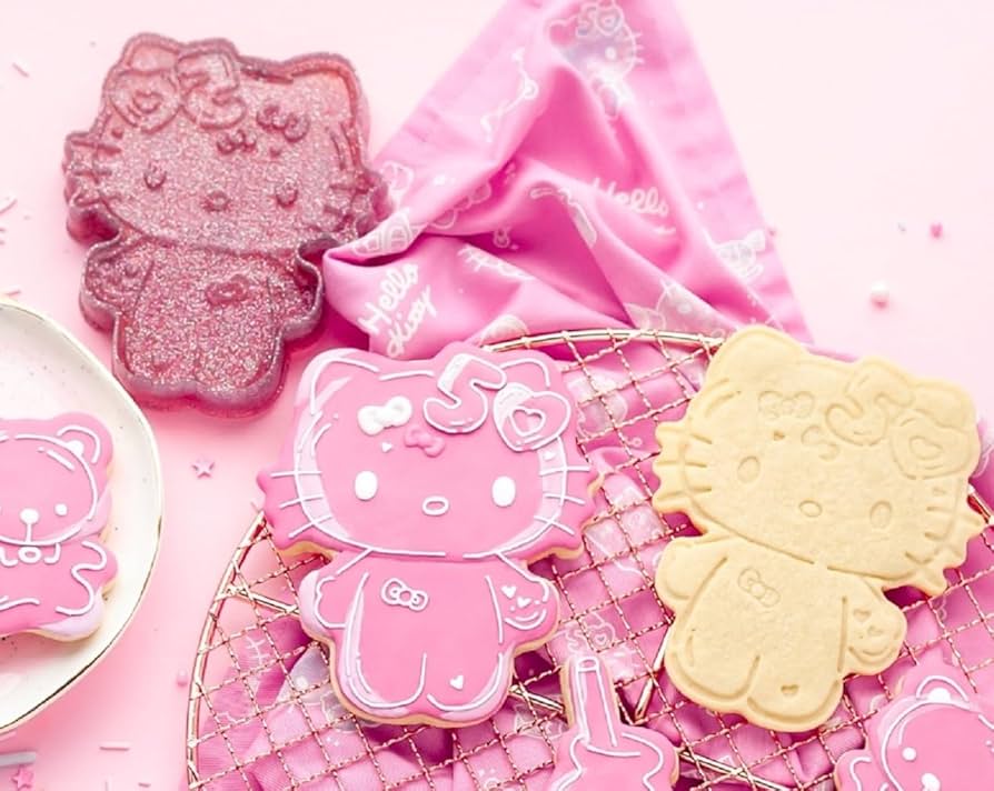 Amazon.com: Handstand Kitchen Hello Kitty Commemorative 50th