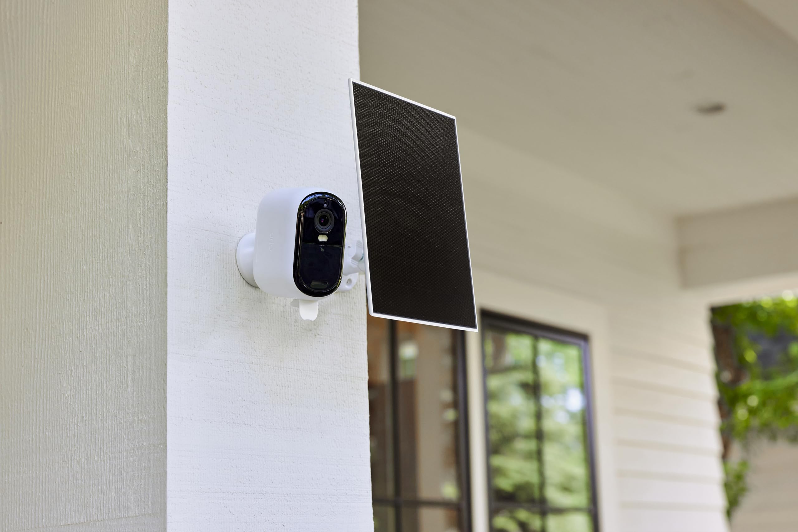 Arlo Universal Solarpanel, kompatibel mit allen Arlo Kameras, 24/7 Stromversorgung, Weiß