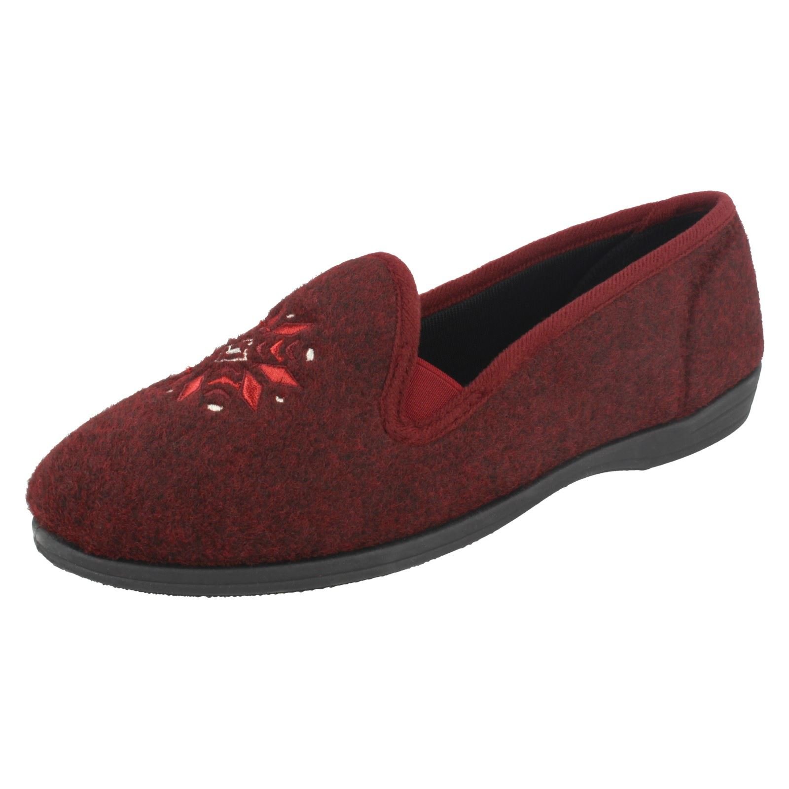 Clarks Ladies Slippers With Snow Flake Detail Marsha Rose