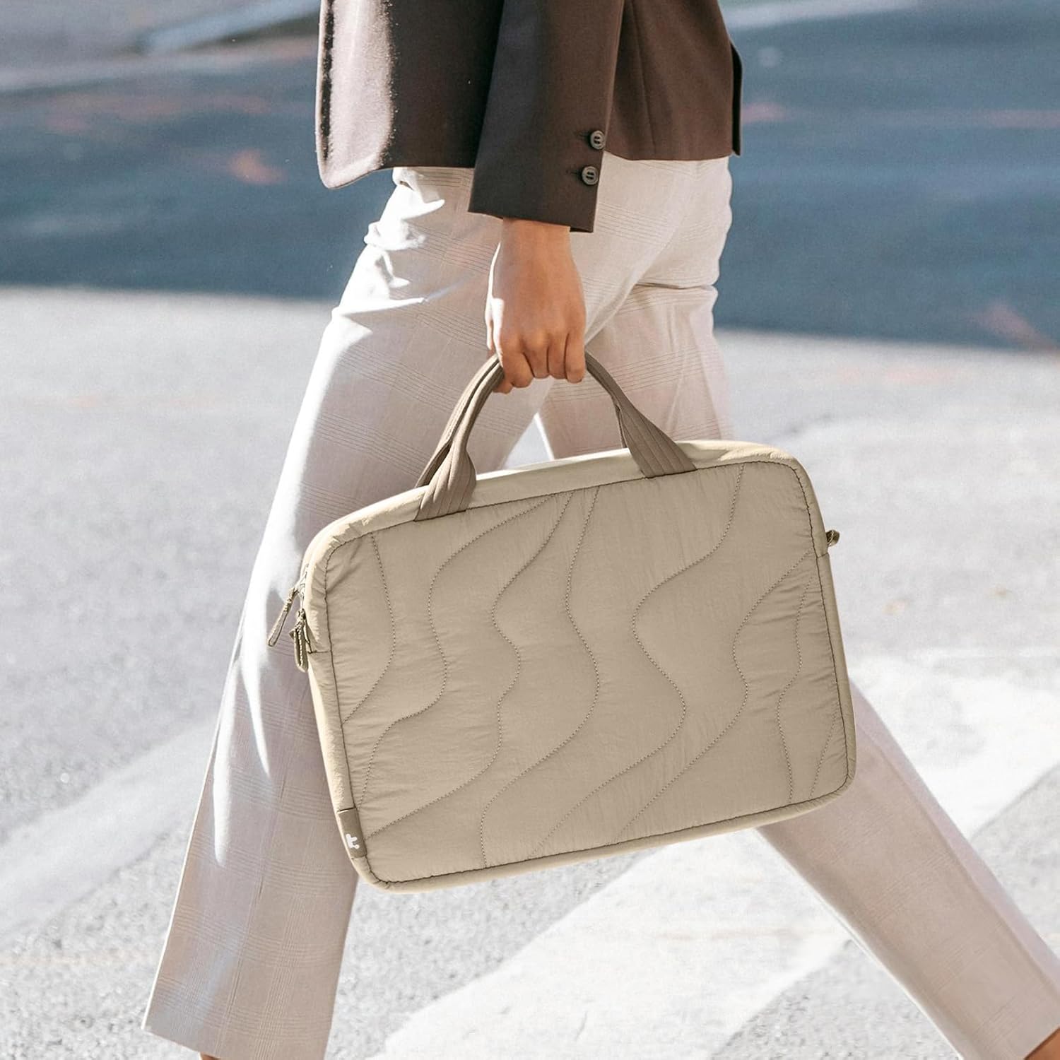 tomtoc 13-16 Inch Protective Puffy Laptop Carrying Bag for Women, Lightweight Work Laptop Briefcase Fits Macbook Air/Pro/Neo