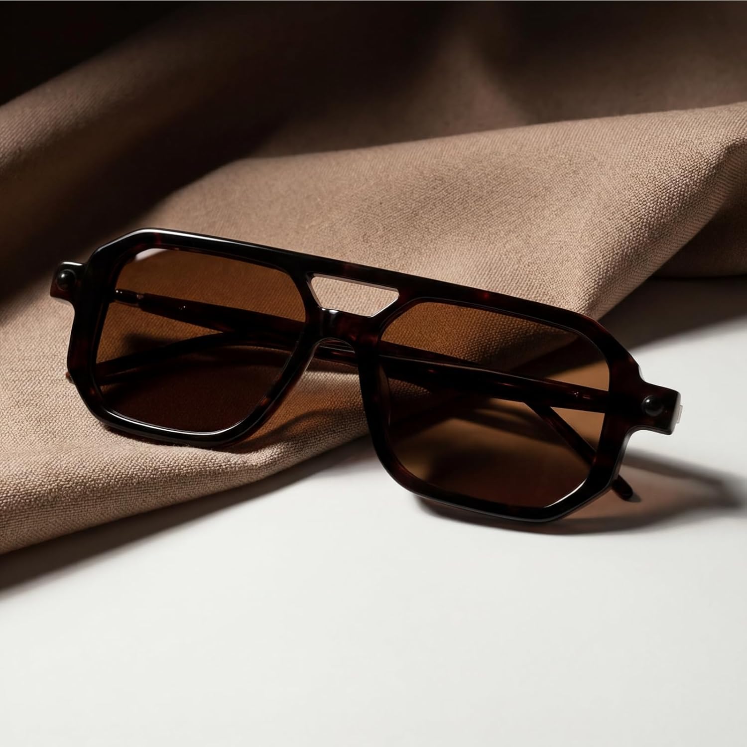 Men’s Aviator-Style Acetate Sunglasses – Angular Frame with Double Bridge, Spring-Hinge Temples & UV400 Protection