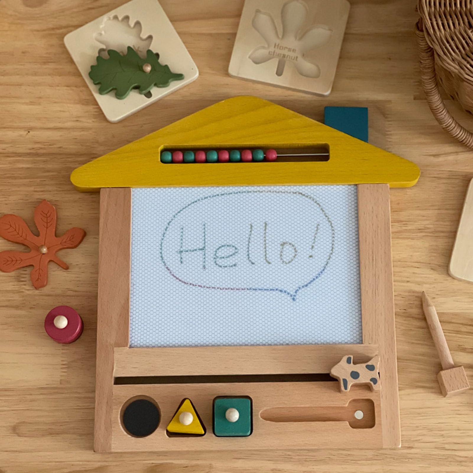 Lavagna Magnetica da Disegno a Forma di Casa Montessori