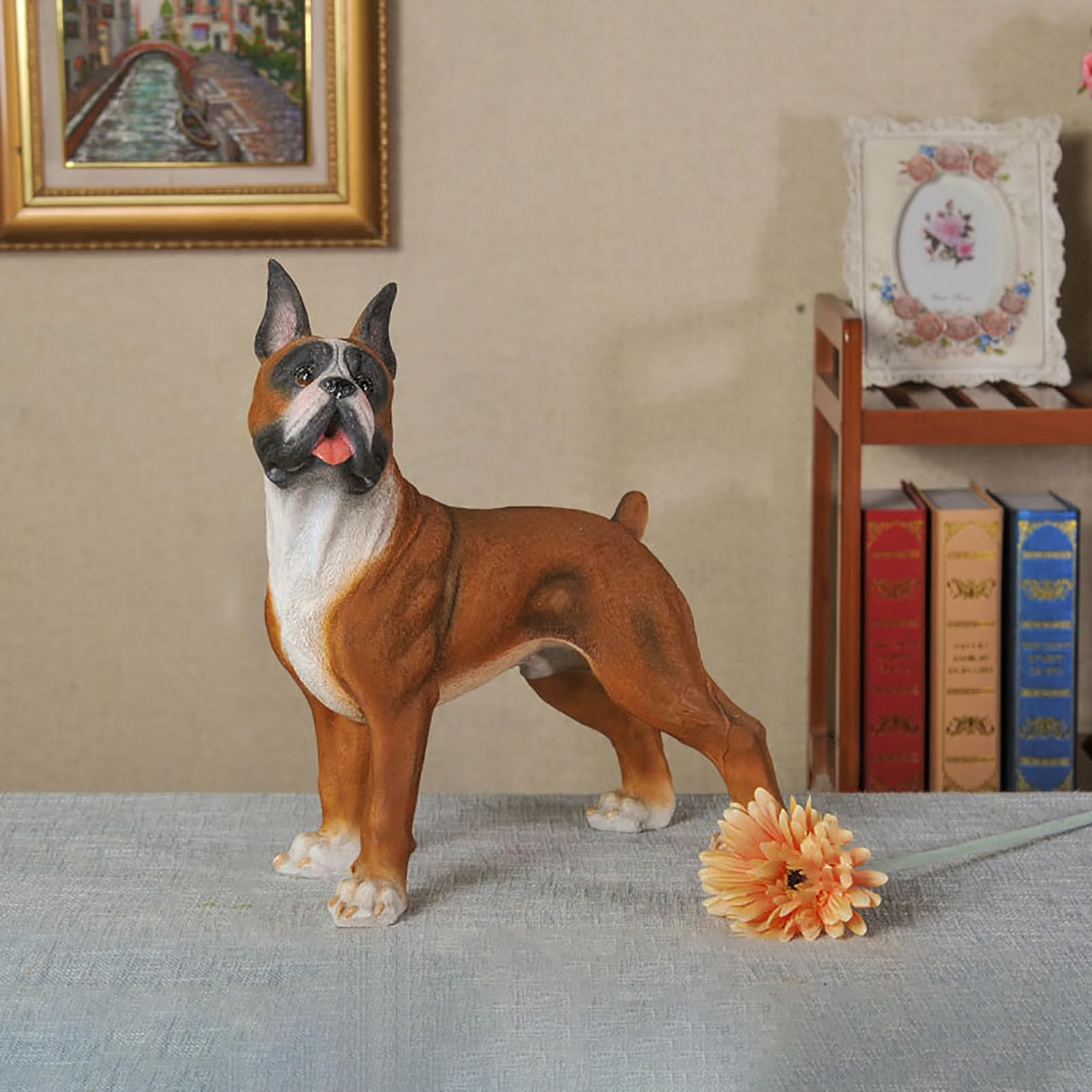 Gartenfiguren für draußen wetterfest Boxer Hund Statue Harz Gartenskulptur Heim Gartendeko für draußen,Hoher Simulationsgrad,Geschenke für Gartenliebhaber,Gelb,30x32x15cm