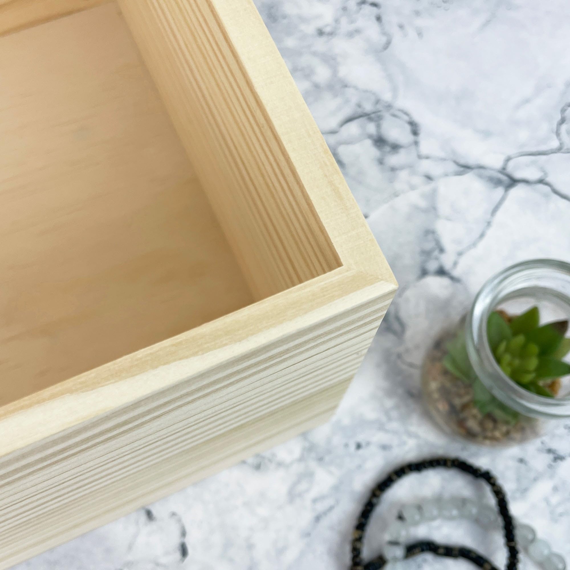 Caja de recuerdos personalizable con texto en inglés "Pino personalizable", regalo del día del padre, caja de recuerdos de madera personalizada, carga tu propia foto, bisagras y cierre de metal, 26 cm