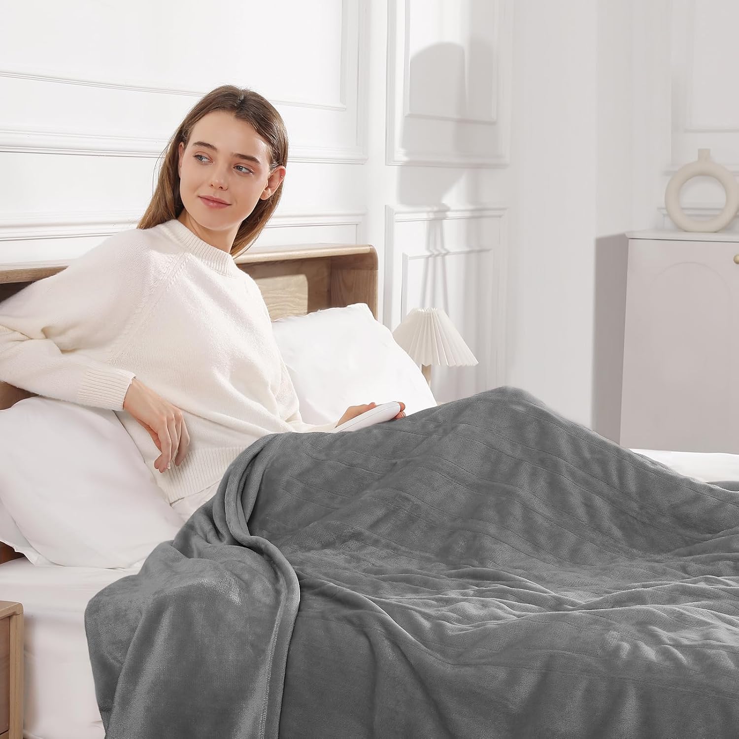 Electric Blanket Queen Heated Blanket Queen Size 84''X 90'' Soft Cozy Flannel with Dual Controller Heating Blanket of 5 Heating Level & 10 Hour Auto Off, ETL & FCC Certified, Machine Washable - Image 4