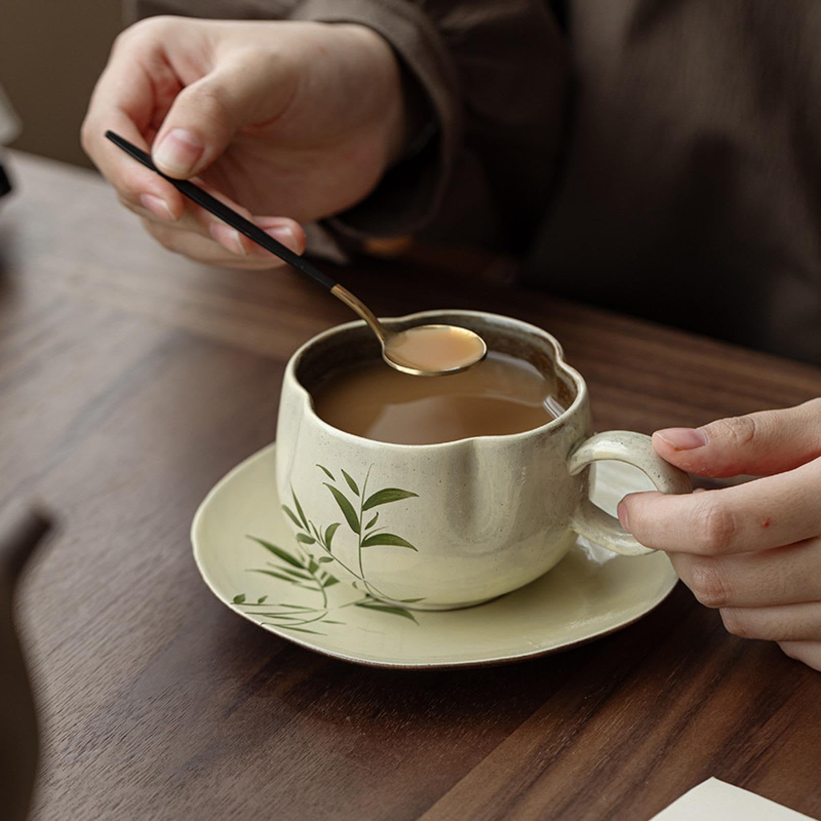 Filiżanka do kawy chiński styl bambusowy wzór ceramiczna herbata i zestaw z łyżeczką - eleganckie naczynia do użytku domowego, piękne Chiny, nowy tradycyjny design