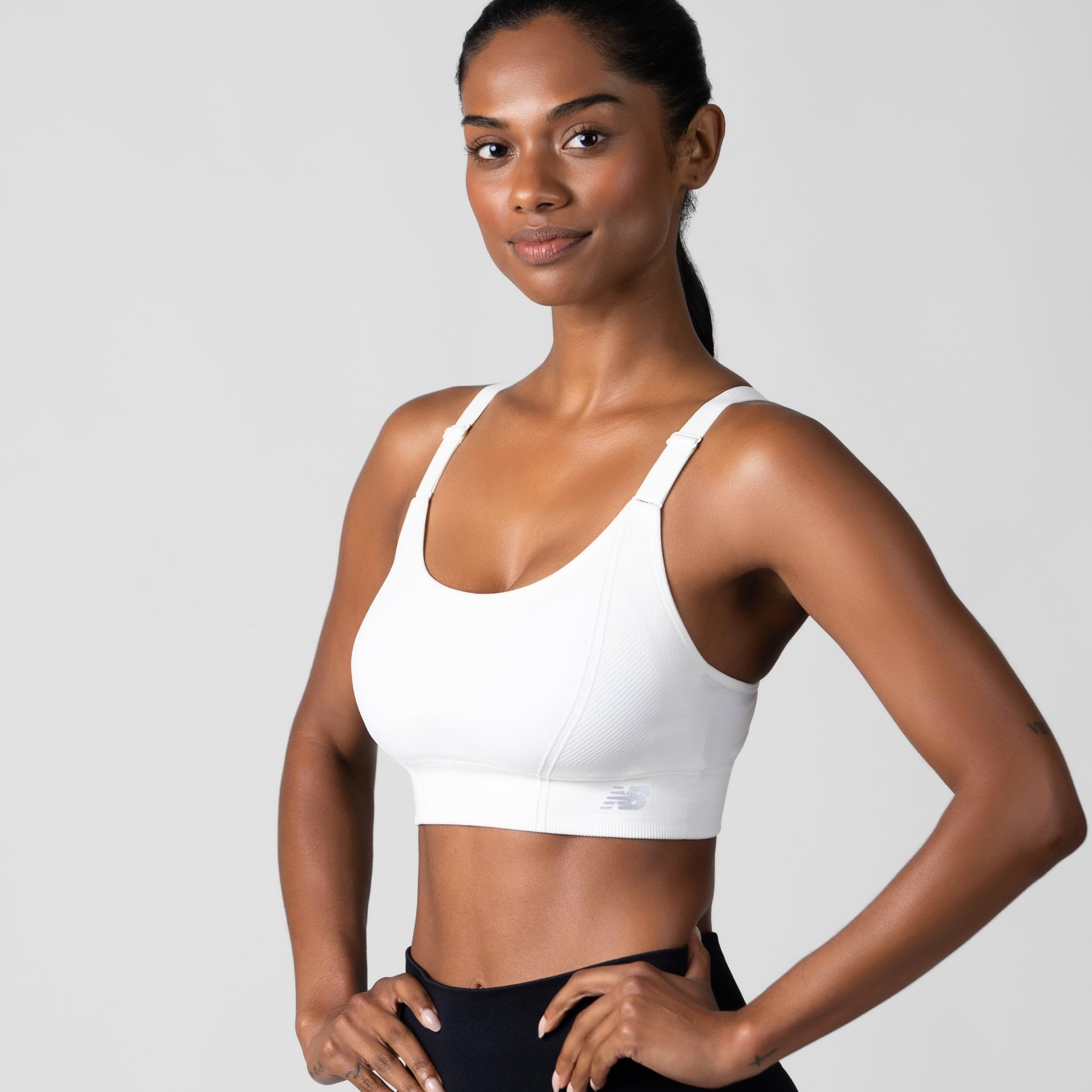 New Balance Confezione da 2 Reggiseni Sportivi da Donna, Senza Cuciture, Senza Ferretto, Imbottiti, Cinghie Regolabili per Allenamento, Sostén Deportivo