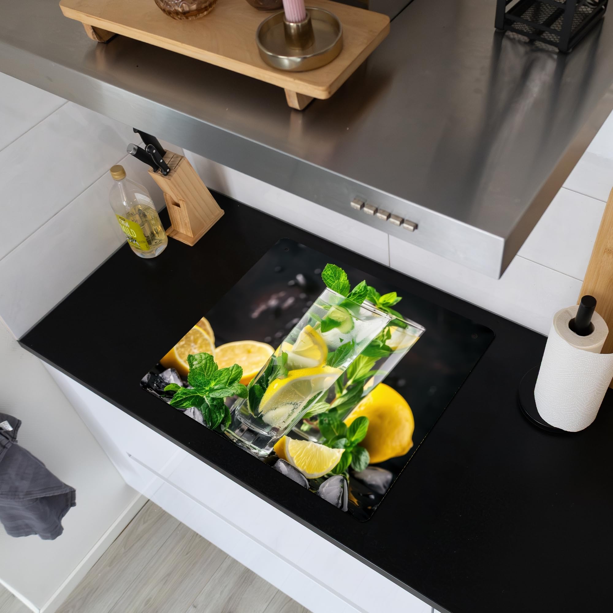 KitchenYeah© Spritzschutz Herd Küchenrückwand Vinyl 60x52 cm Küchen Zubehör Küchenwand, Herdabdeckplatten für Ceranfeld Wasser - Glas - Zitrone - Minze