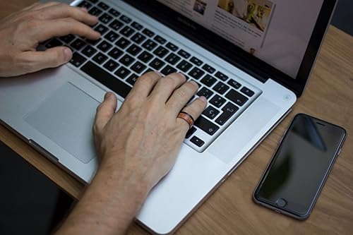 Miniatura 5 de Men's carbon fiber and bentwood ring. Unique wooden wedding band. Water resistant, very durable and hypoallergenic. (00408_7N)