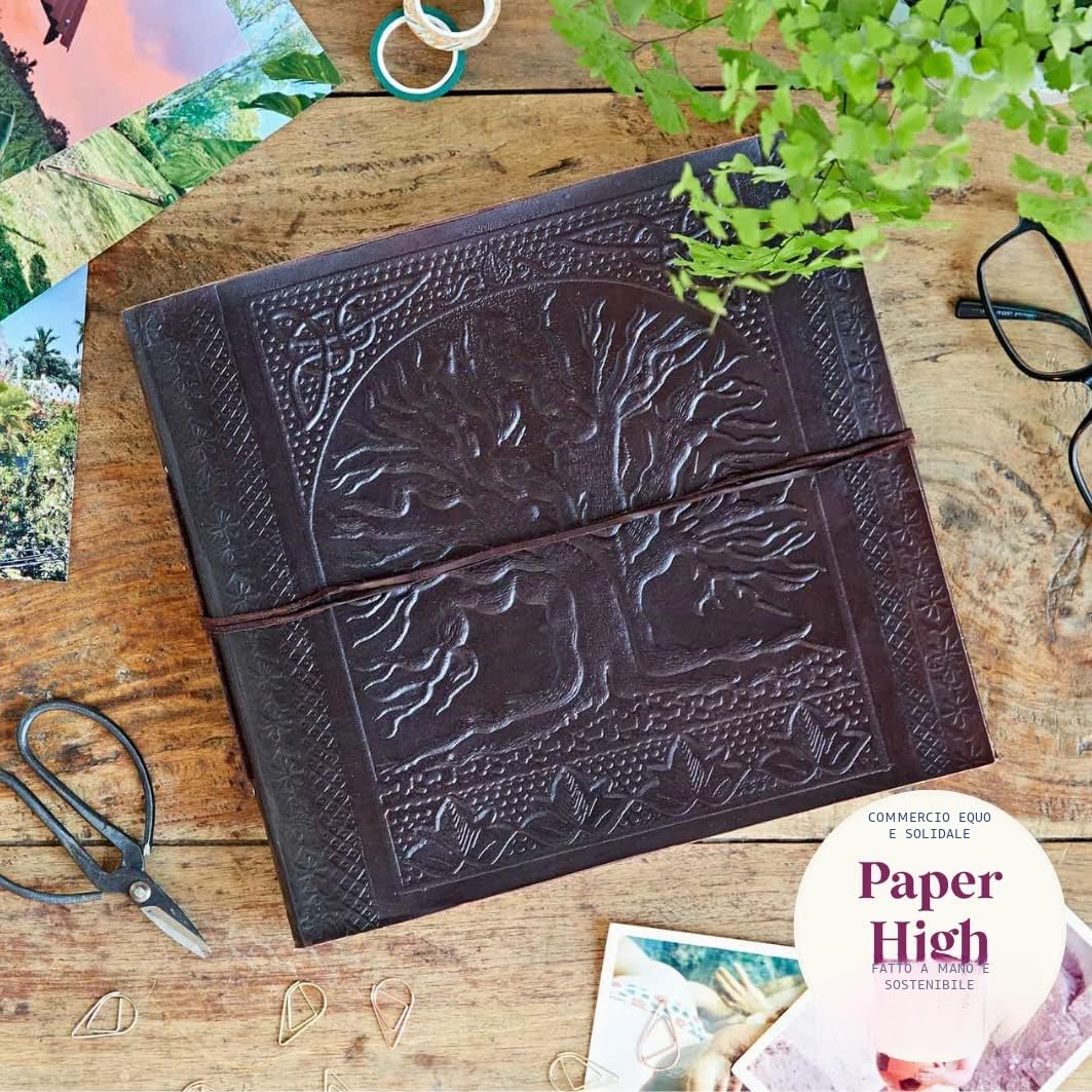 Album di fotografico grande formato Paper High in cuoio con stampa in rilievo, tema 'L'albero della vita' | Può contenere fino a 120 foto dalle dimensioni 6x4 o 60 7x5 | 24 x 26 cm