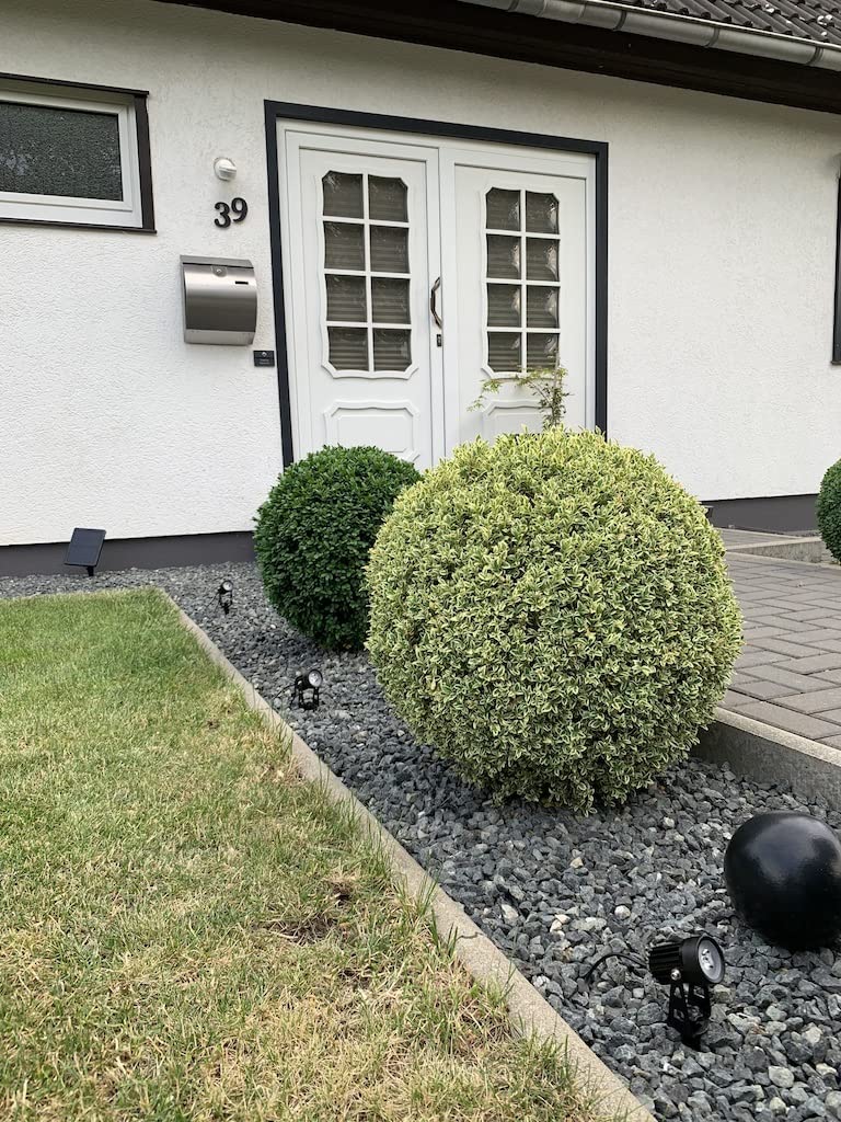 BOLD 5er Set LED Solarleuchten Garten - Solar Strahler Außen Warmweiß IP65 | Aluminium Gartenstrahler mit Erdspieß aus Metall, wechselbarer 18650 Li-Ion Akku, 70 Lumen, 9 Std. Licht am Gehweg