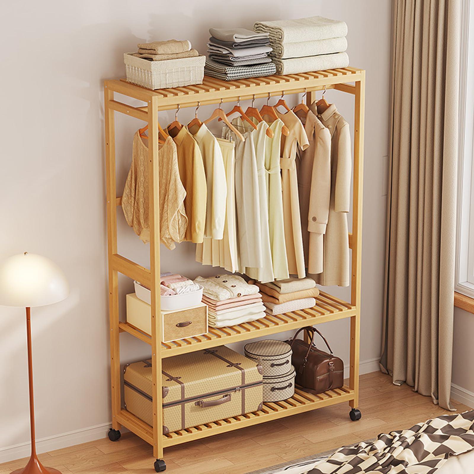 Appendiabiti in bambù con ruote, 3 ripiani, autoportante, per camera da letto, appendiabiti con asta superiore per un facile abbigliamento e esposizione