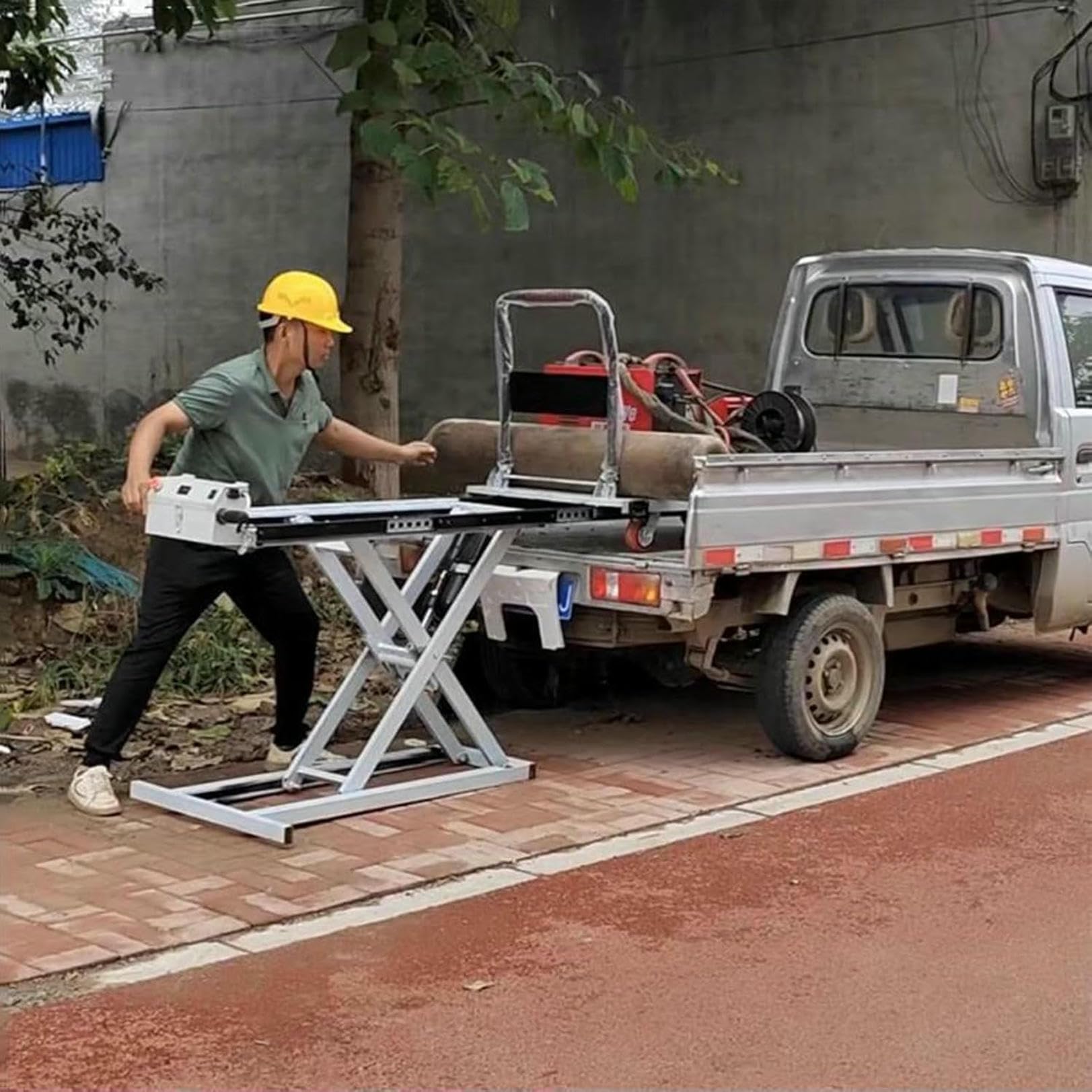 Hydrauliczna platforma podnosząca, elektryczna podnośnik nożycowy o udźwigu 300 kg, idealna do użytku w magazynie i warsztacie