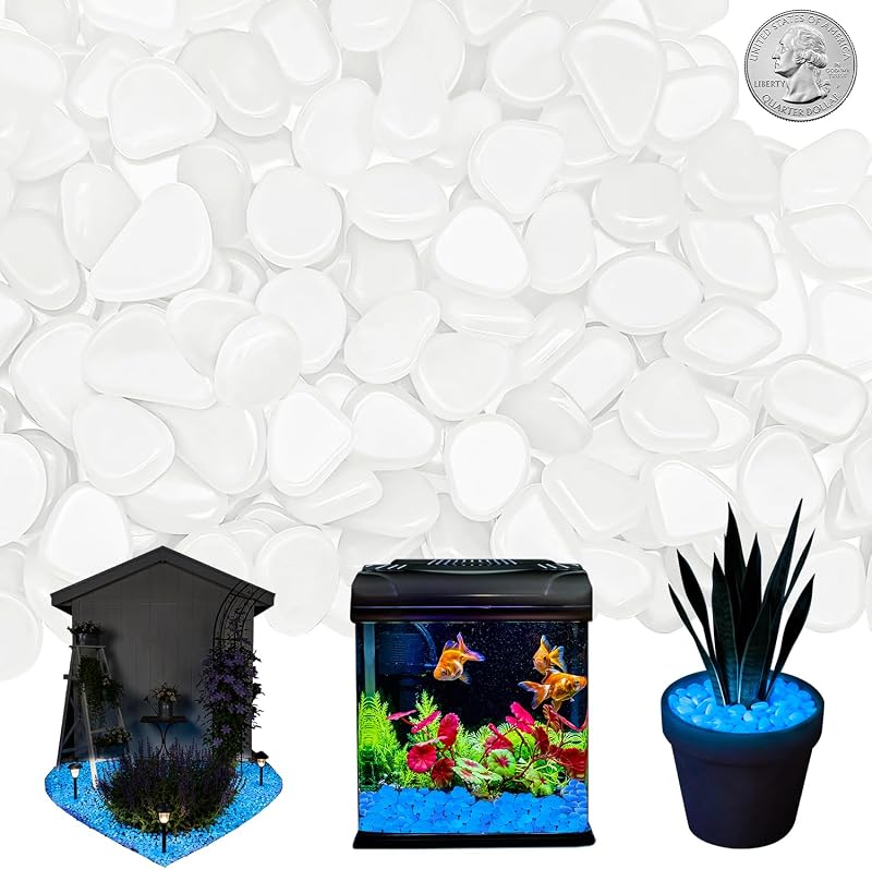 NAMTSO Decoración de jardín para exteriores con rocas blancas que brillan en la oscuridad, 500 piezas, 2.3 libras | Grandes 0.6"-1.1"/pc, guijarros brillantes de resina, piedras luminosas para paisajismo, patio, jardín, césped, acuario y decoración de peceras