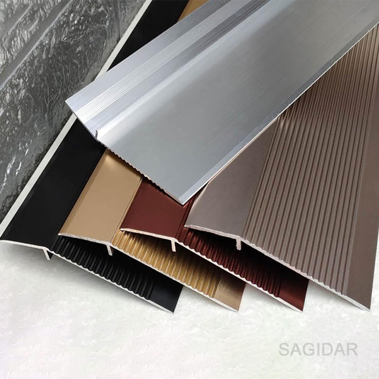 SAGIDAR Bandes De Transition De Seuil Robustes en Aluminium, Rampe D'entrée De 10 Cm De Large, Surface Lisse, Rail De Transition Raccordement D'espace, pour Bois À Moquette/stratifié À Carrelage