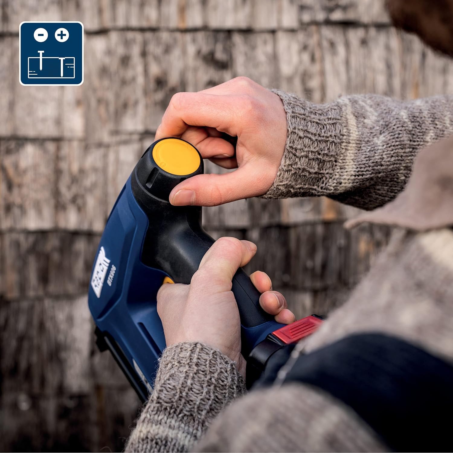 Rapid BTX606 - Agrafeuse Murale 18V, Agrafeuse-Cloueuse Électrique Sans Fil à Batterie, pour Agrafes à Couronne Étroite & Pointes, Bois Dur & Tendre + Batterie 2,5 Ah, Chargeur, Malette (5001502)