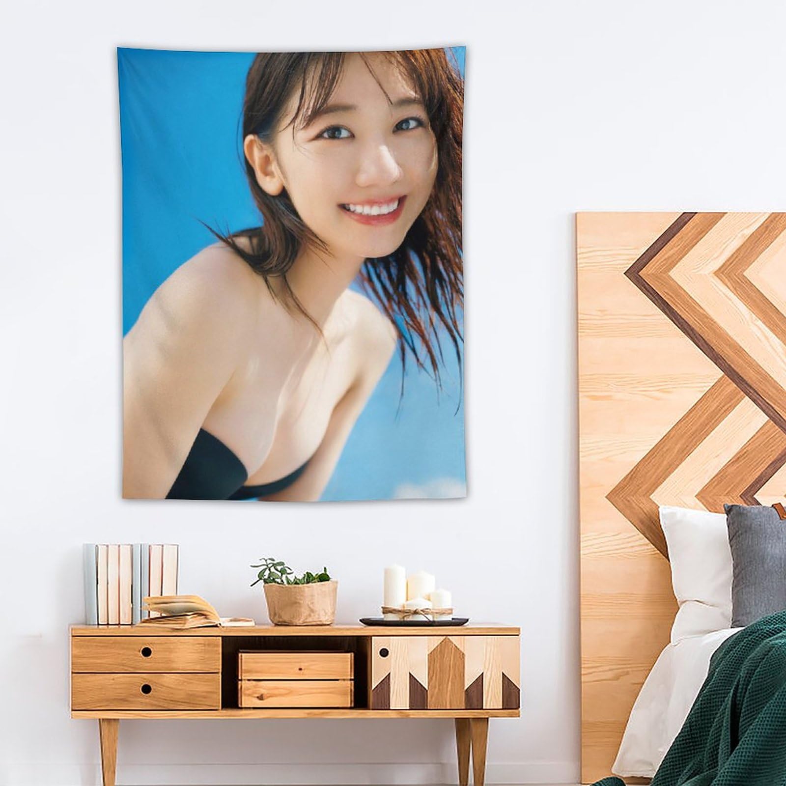 AKB48 柏木由紀　サイン入りタペストリー Amazon.co.jp: 柏木由紀（AKB48）最新グラビア含む水着画像