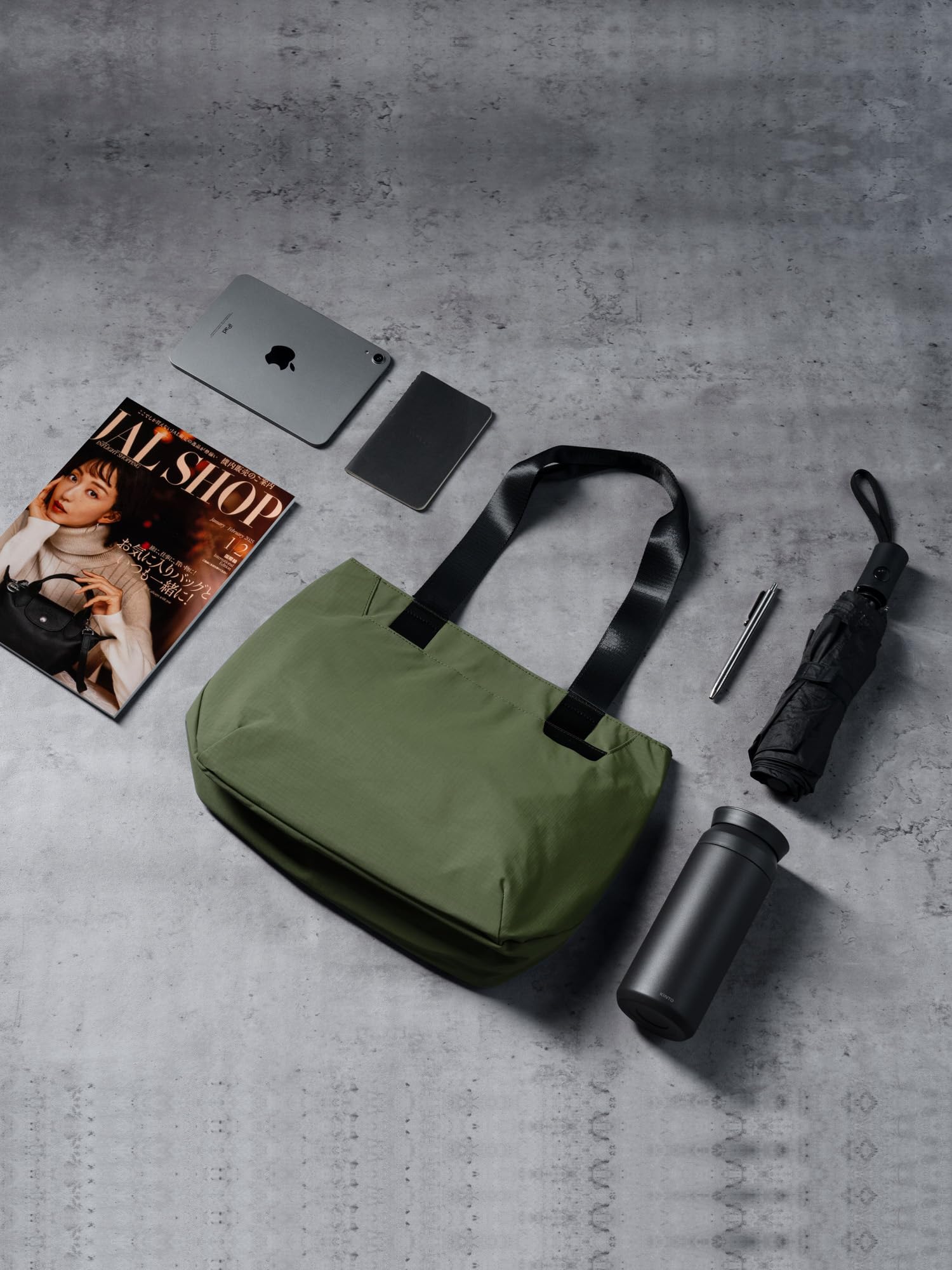 ALPAKA Elements Tote 9L – mała torba na ramię do dojazdów do pracy i szkoły, pasuje do laptopa 27.9 cm / iPada Pro, składana, wodoodporna