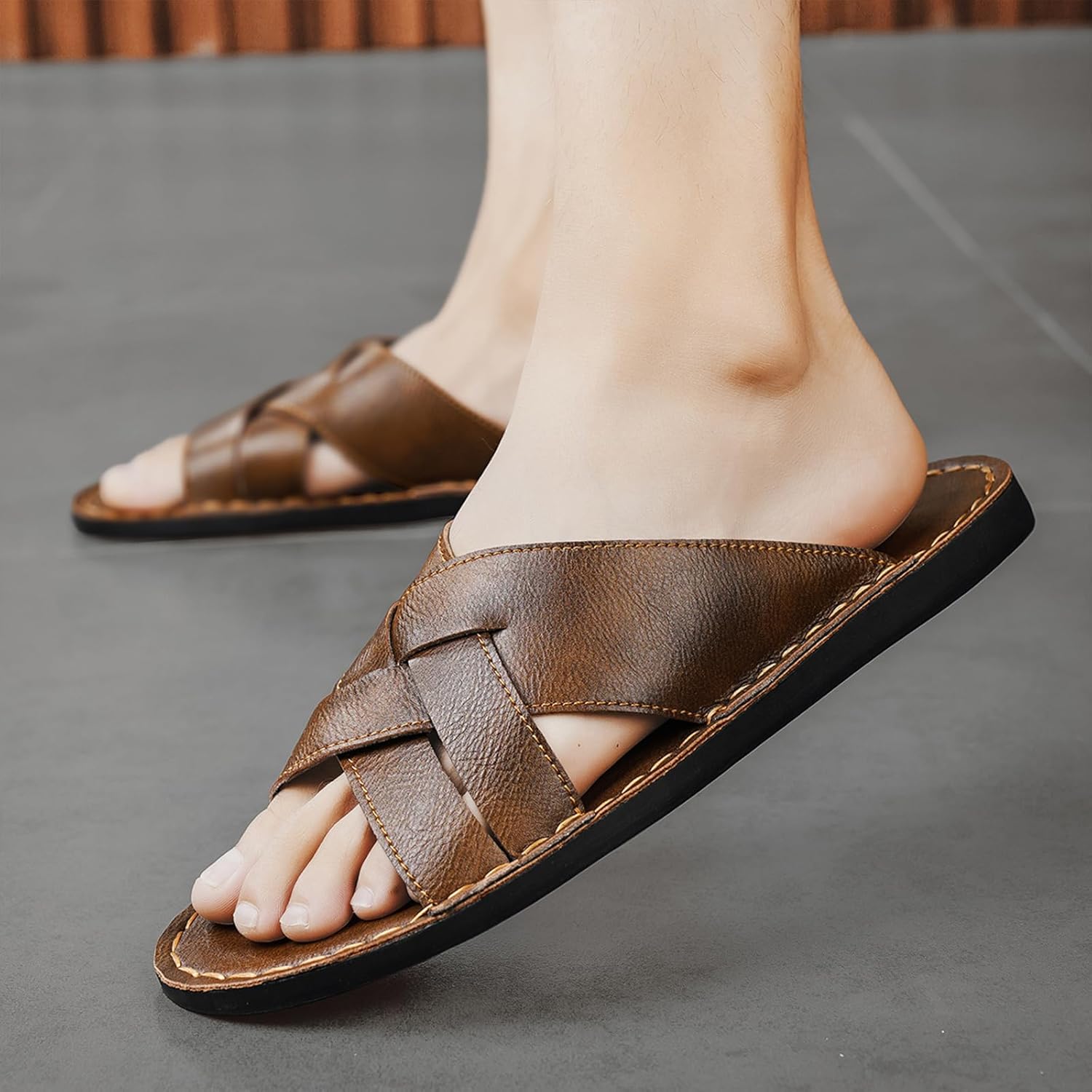 Men's Genuine Leather Braided Flat Slide Sandals Open Toe Lightweight Anti-Slip Slip On Softsole Summer Beach Sandals Indoor Outdoor Casual Slippers