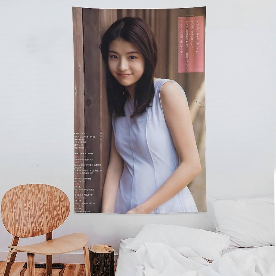 Amazon.co.jp: 出口夏希 (54) タペストリー、絵画、ポスター