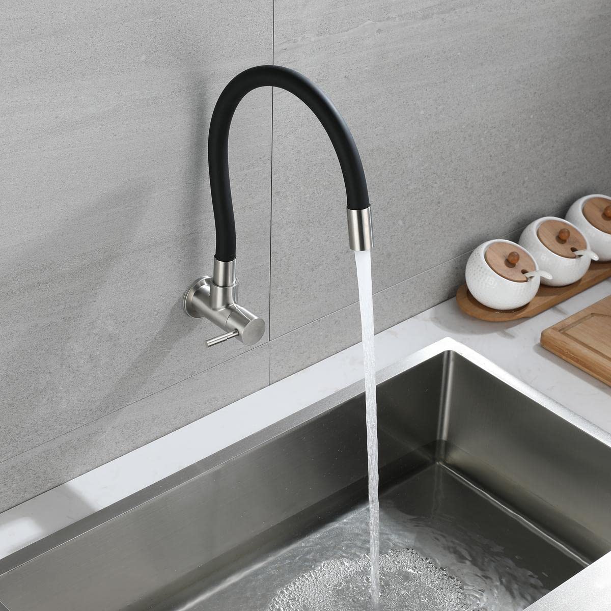 HomeLava Grifo de Cocina de Pared Grifo de Montaje en Pared Tubo de Silicona Flexible Giratorio a 360 ​​° Agua Fría