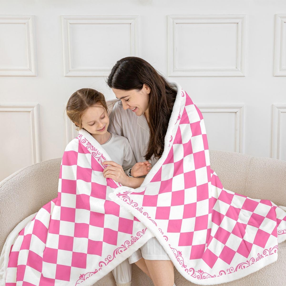 Feelyou Pink Grid Sherpa Blanket Plush Fuzzy Buffalo Check Fleece Throw Blanket Boys Girls Small Diamond for Bed Couch Chair Living Room Mini Check Bedroom Decor Twin 60"x80" image 4