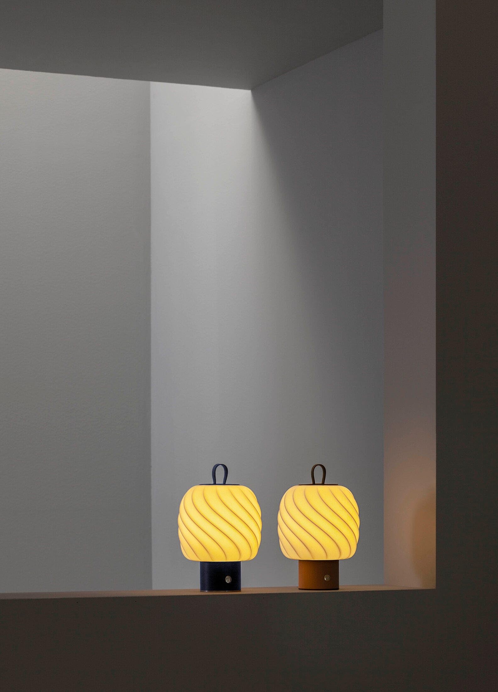 Amazon.com: LLADRÓ Ice Cream Portable lamp. Medium. Nude : Tools