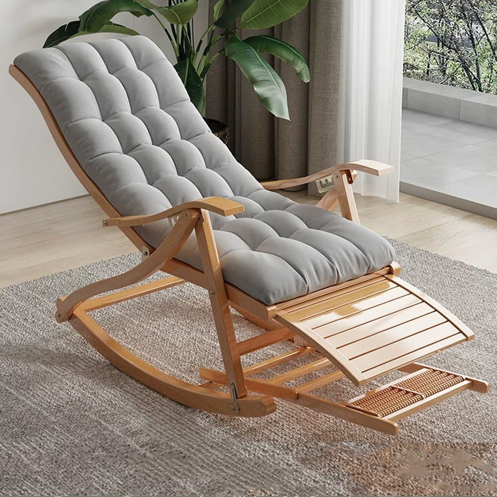Chaise longue en bambou grise pour aménager votre terrasse et votre salon de jardin
