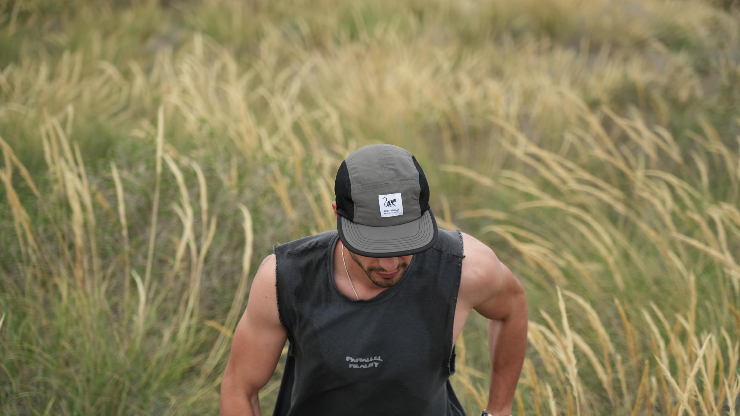 Surf Monkey Casquette 5 panneaux Sport - Running - Polyester recyclé - Waterproof - Fluorine-Free DWR - Adulte
