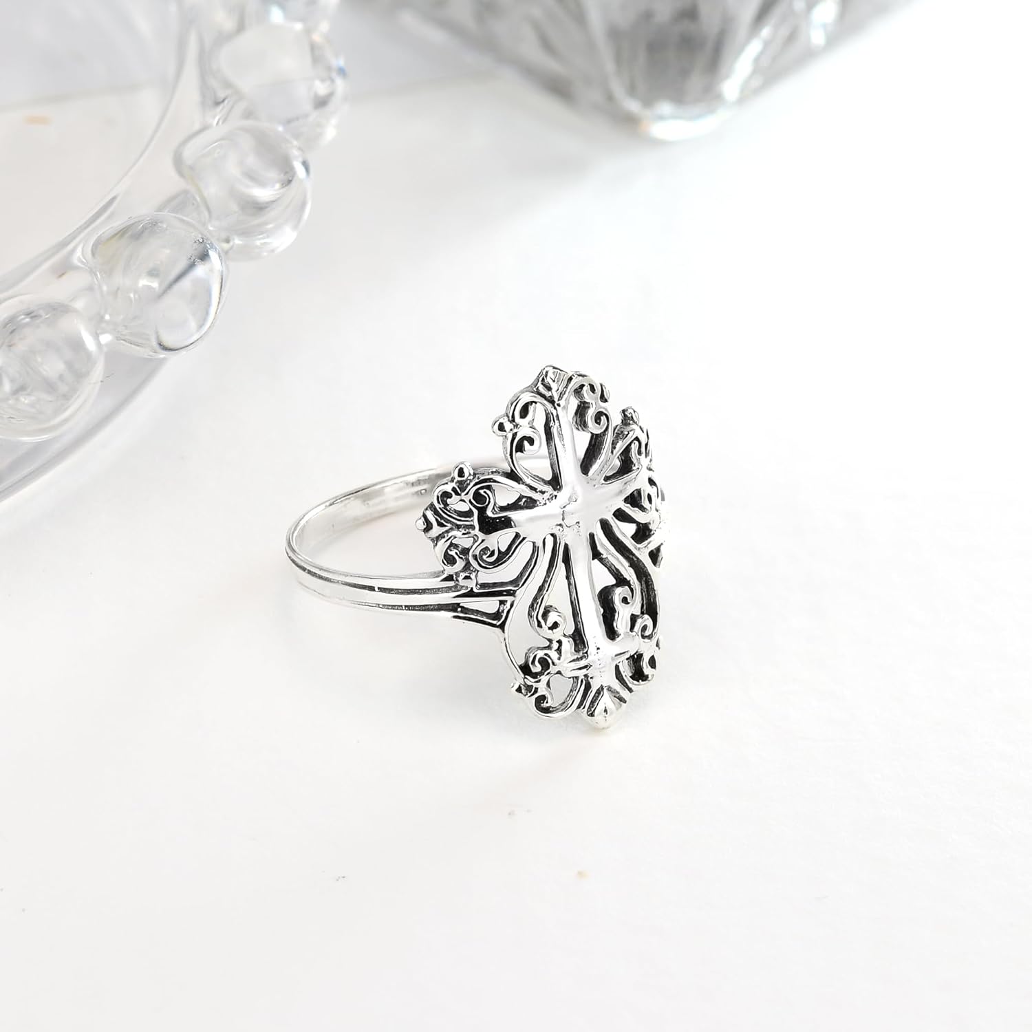 AeraVida Victorian Swirl Cross Hidden Heart Sterling Silver Ring - Image 4