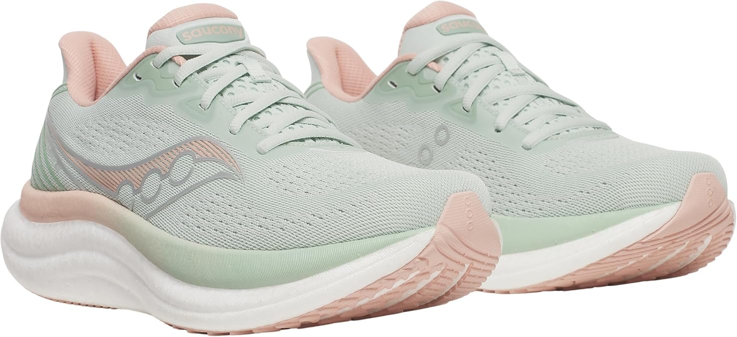 Saucony Women's Triumph 23Sneaker