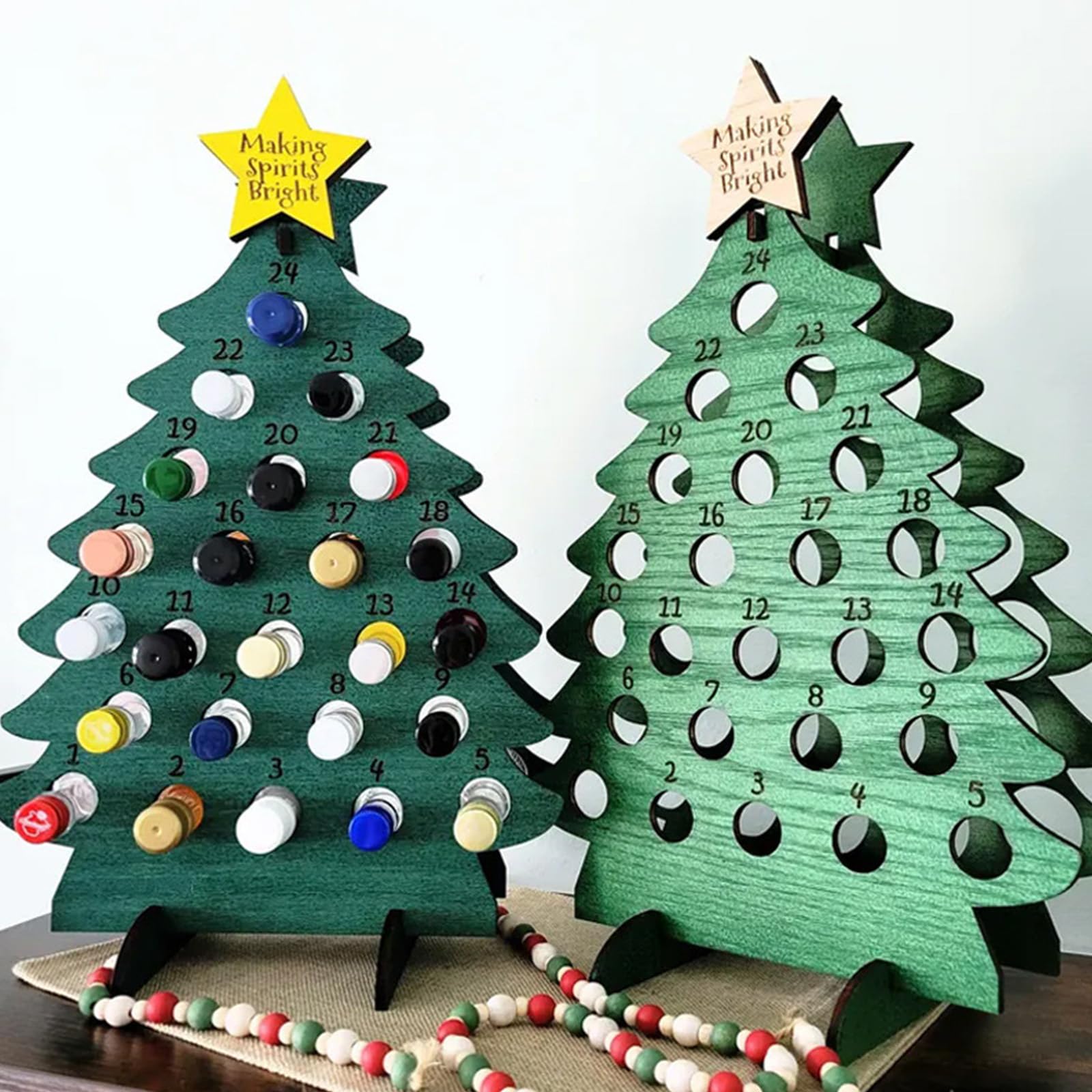 Árbol de calendario de Adviento para 24 botellas de licor, madera natural, fácil de montar, decoración moderna de vacaciones, cuenta regresiva, árbol de Navidad de fieltro