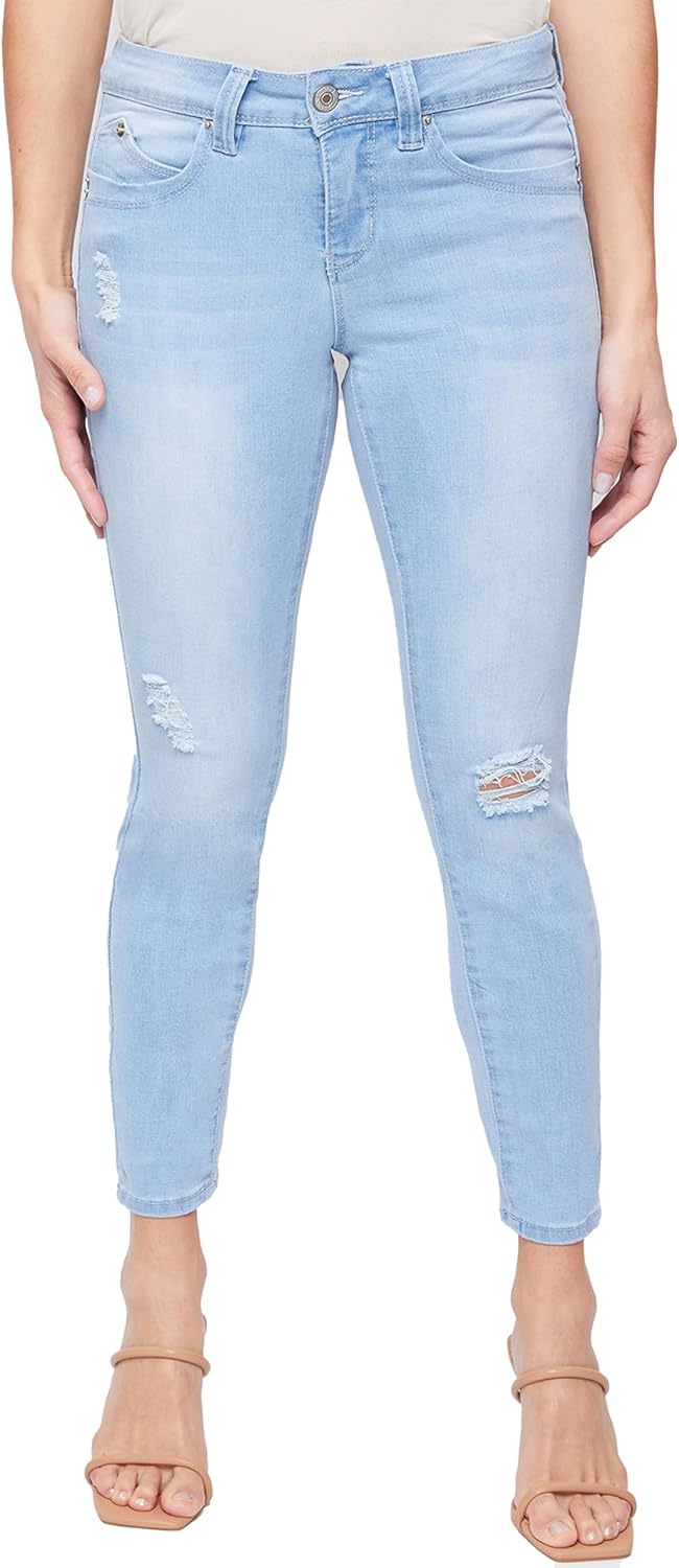 Royalty for Me Womens Royalty for Me Women's Petite Wannabettabutt Mid Rise Skinny Jeans