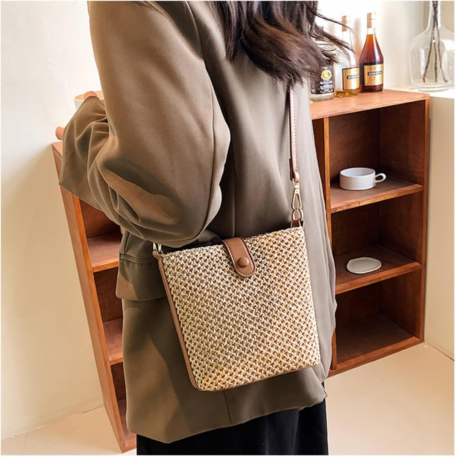 Straw Crossbody Bags Women Summer Woven Bucket Handbag Resort Trendy Shoulder Tote 2025 Beach Purse - Image 2