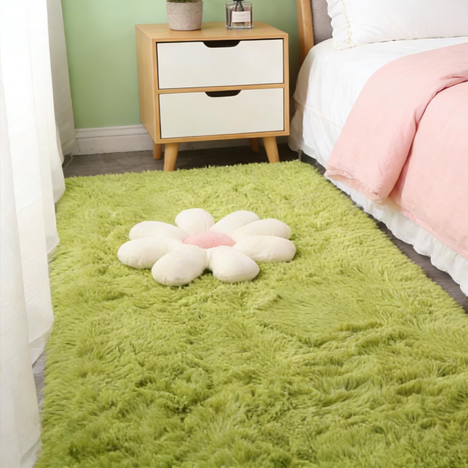 Tapis de salon vert fruit fini les glissades avec ce revêtement 180x210