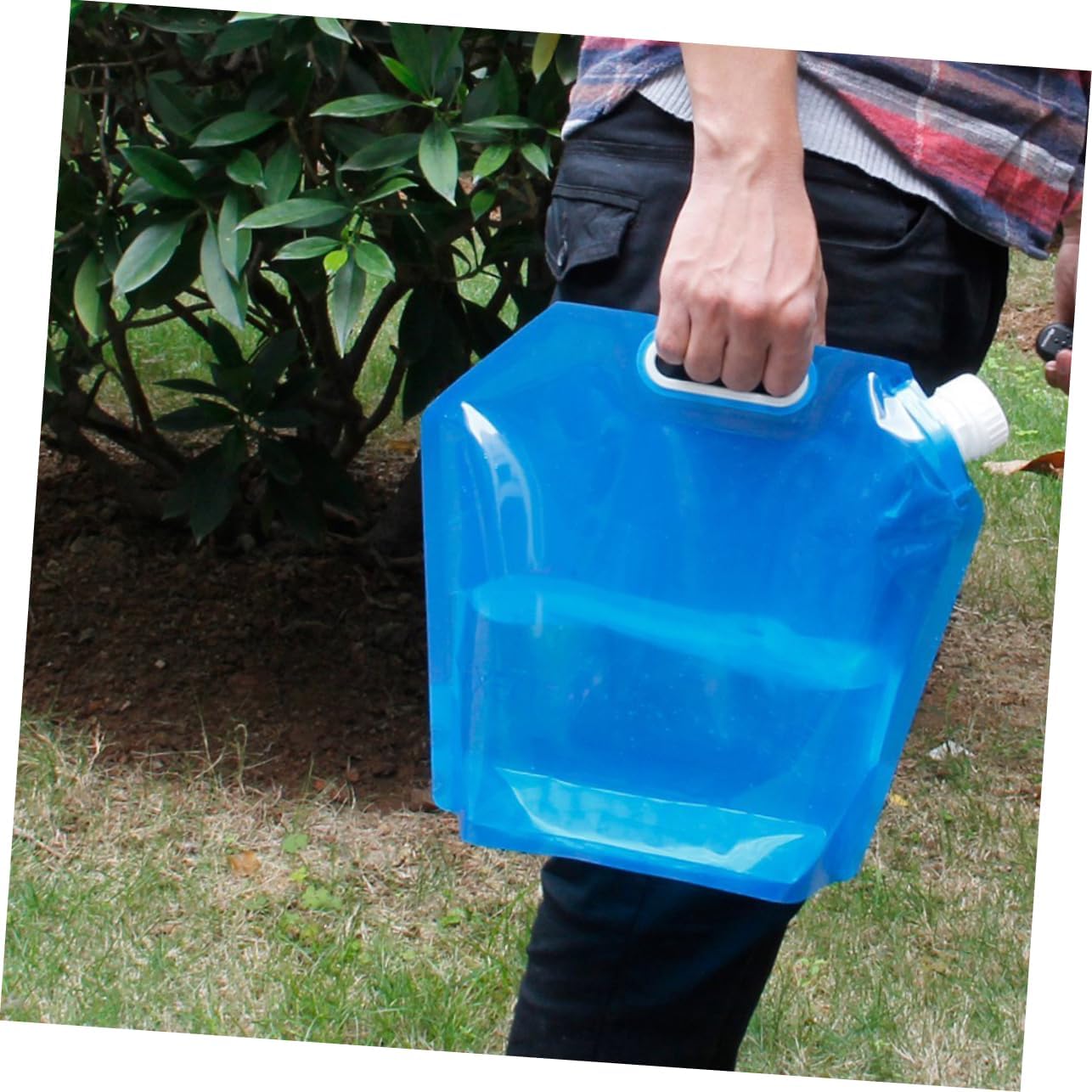 Yardwe Folding Water Container Portable Blue Storage Bag for Hiking Camping and Picnics Durable Pe Material Easy to Carry Temperature Range