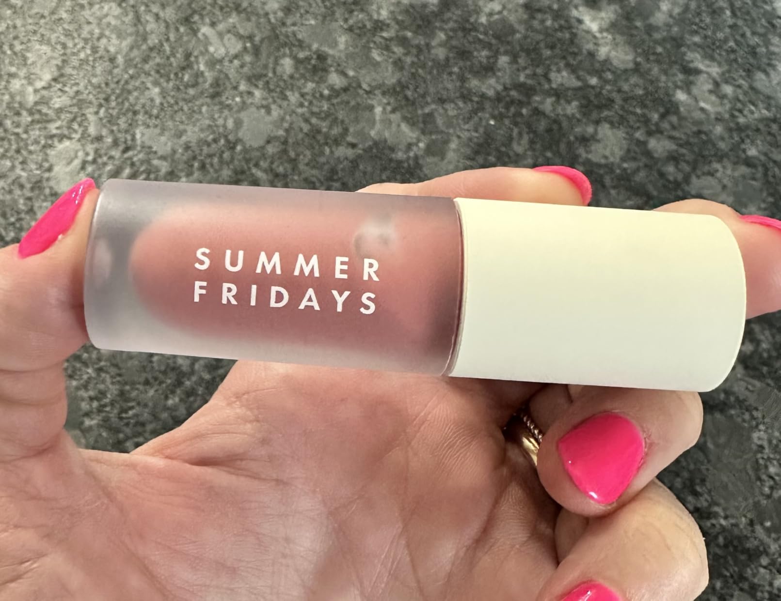 Dream Lip Oil Bare Sand photo review