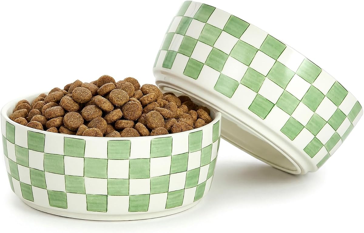 Juego de 2 cuencos básicos para perros de cerámica pintados a mano de 6,4 pulgadas con base de goma antideslizante, cuencos para comida y agua para mascotas pequeñas, color verde