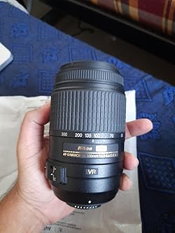 Nikon AF-S DX Nikkor 55-300mm F/4.5-5.6G ED VR Telephoto Zoom Lens 